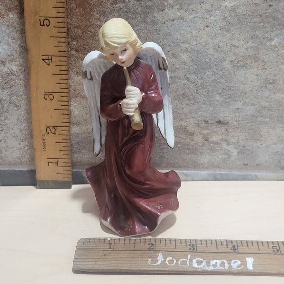 Bisque Porcelain Angel Figurine Playing a Gold Horn Trumpet - Picture 9 of 10